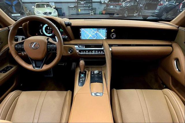 Photo of 2022 Infrared Lexus LC 500