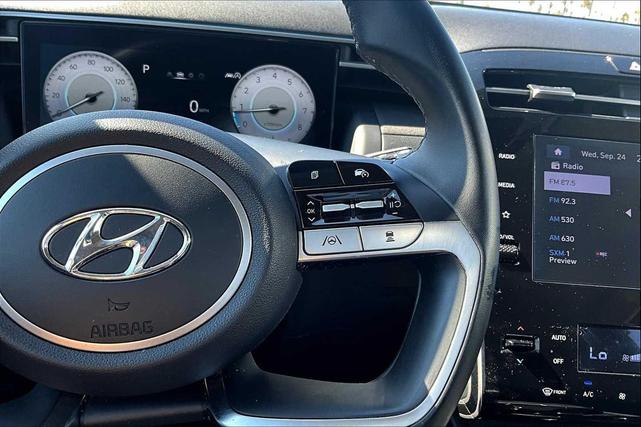 Photo of 2022 Quartz White Hyundai TUCSON