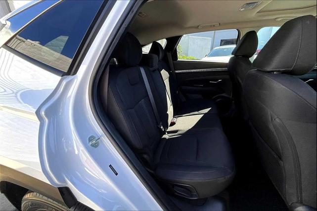 Photo of 2022 Quartz White Hyundai TUCSON