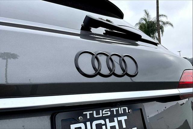 Photo of 2021 Samurai Gray Metallic Audi Q7