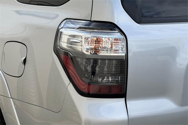 Photo of 2024 Classic Silver Metallic Toyota 4Runner