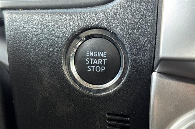 Photo of 2024 Classic Silver Metallic Toyota 4Runner