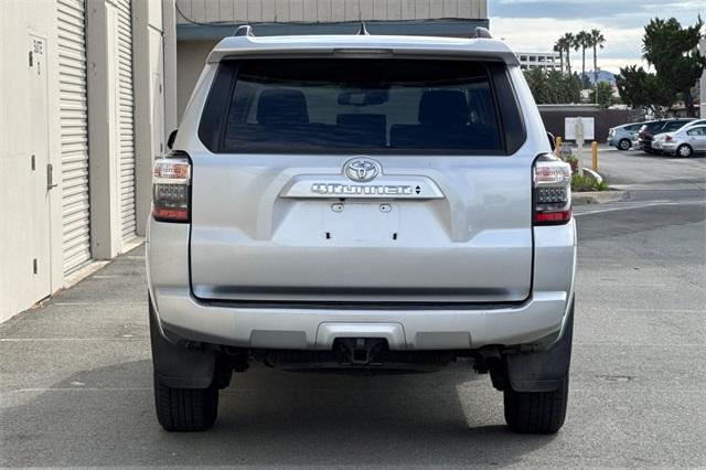 Photo of 2024 Classic Silver Metallic Toyota 4Runner