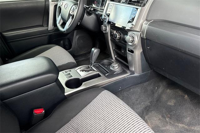 Photo of 2024 Classic Silver Metallic Toyota 4Runner