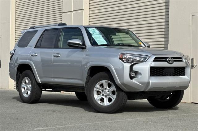 Photo of 2024 Classic Silver Metallic Toyota 4Runner