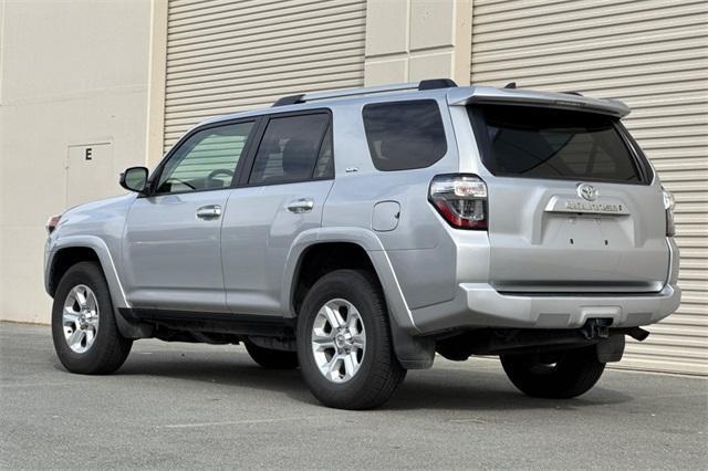 Photo of 2024 Classic Silver Metallic Toyota 4Runner