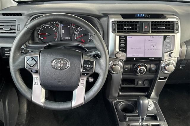Photo of 2024 Classic Silver Metallic Toyota 4Runner