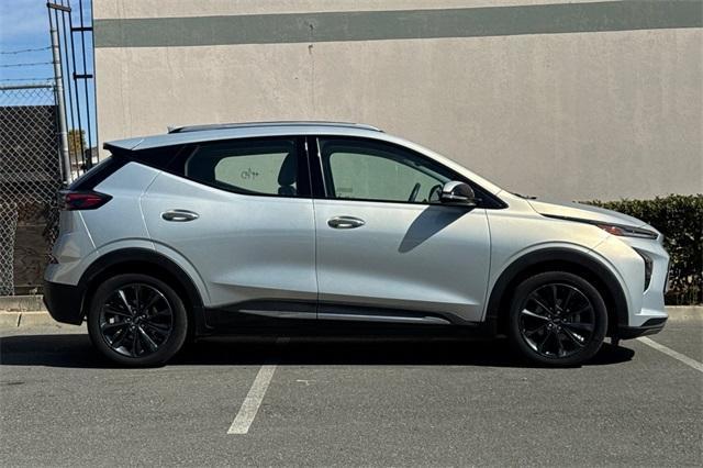 Photo of 2022 Silver Flare Metallic Chevrolet Bolt EUV