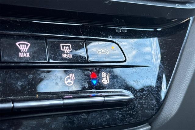 Photo of 2022 Silver Flare Metallic Chevrolet Bolt EUV