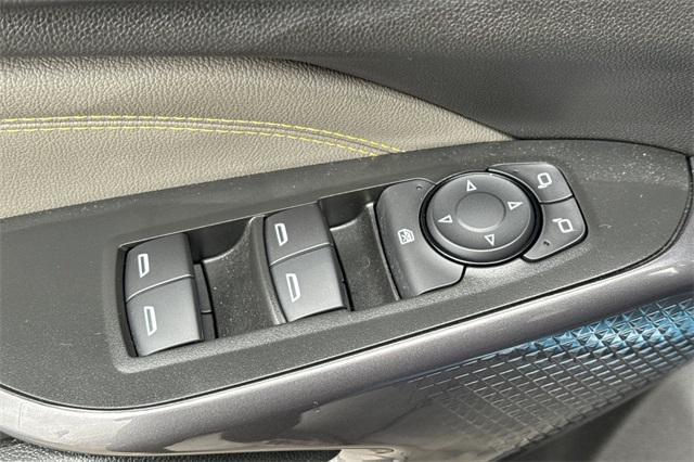 Photo of 2025 Marina Blue Metallic Chevrolet Trax