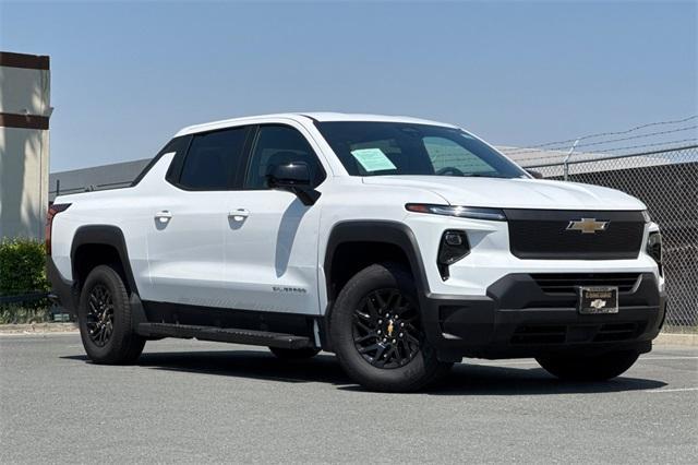 Photo of 2024 Summit White Chevrolet Silverado EV