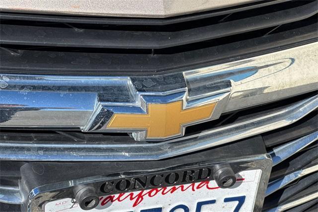 Photo of 2022 Mineral Gray Metallic Chevrolet Malibu
