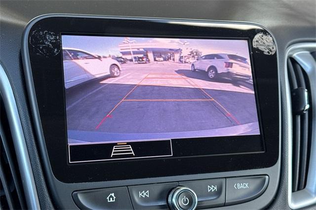 Photo of 2022 Mineral Gray Metallic Chevrolet Malibu