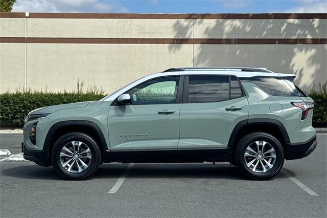 Photo of 2025 Cacti Green Chevrolet Equinox