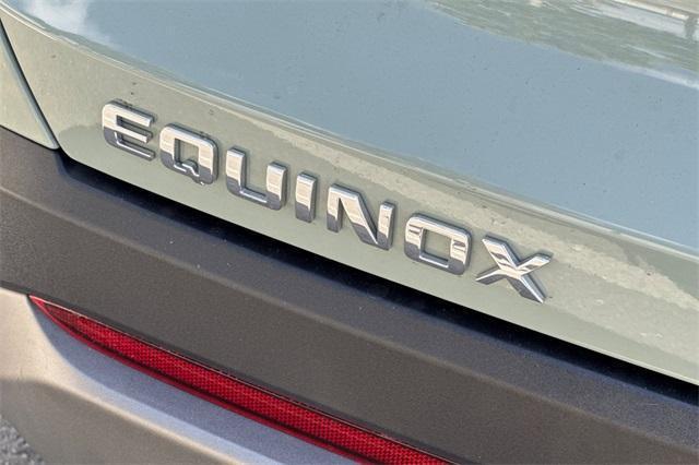 Photo of 2025 Cacti Green Chevrolet Equinox