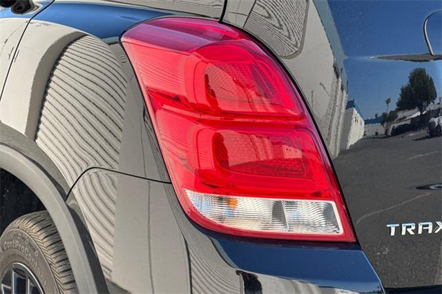 Photo of 2022 Mosaic Black Metallic Chevrolet Trax