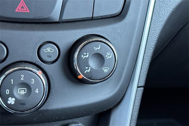 Photo of 2022 Mosaic Black Metallic Chevrolet Trax
