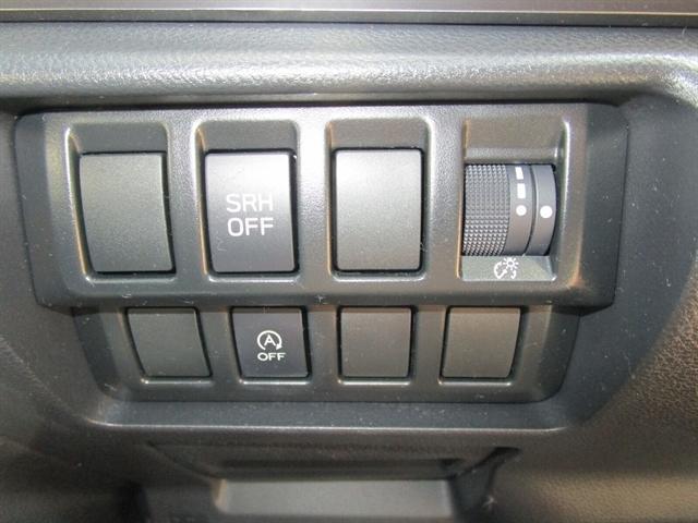 Photo of 2022 Crystal White Pearl Subaru Forester