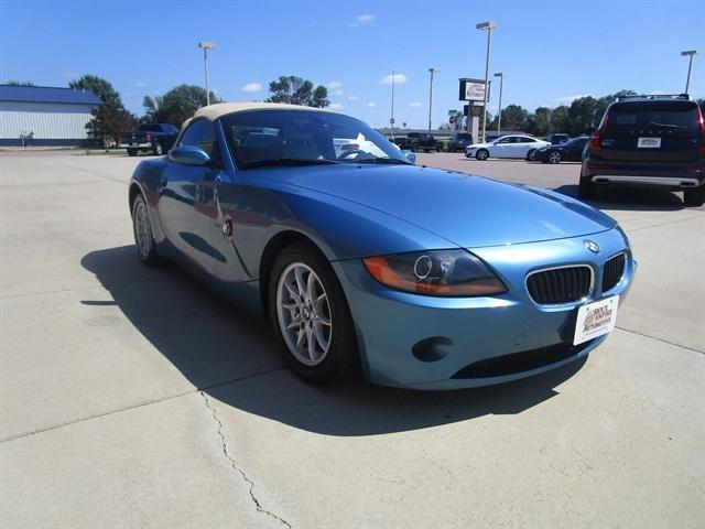 Photo of 2003 Blue BMW Z4