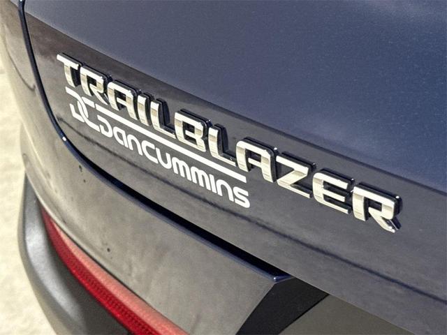 Photo of 2023 Blue Glow Metallic Chevrolet Trailblazer