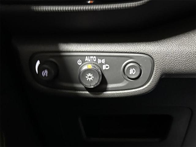 Photo of 2023 Blue Glow Metallic Chevrolet Trailblazer