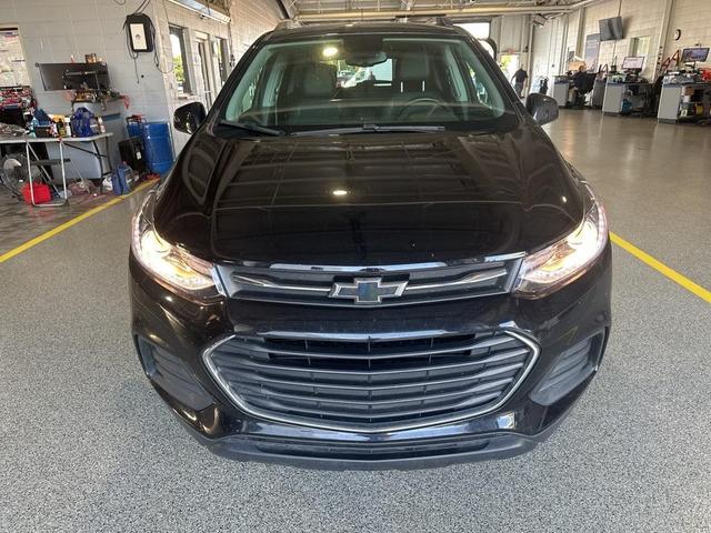 Photo of 2022 Mosaic Black Metallic Chevrolet Trax