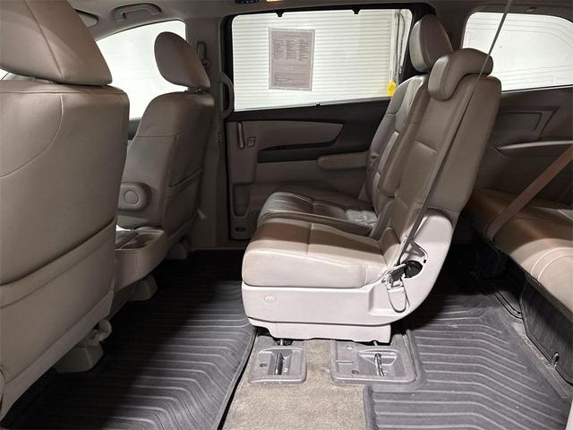 Photo of 2012 Crystal Black Pearl Honda Odyssey