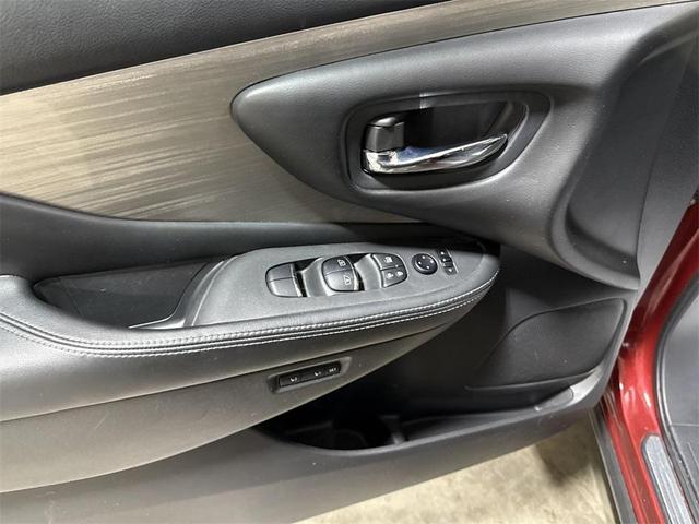 Photo of 2016 Cayenne Red Nissan Murano
