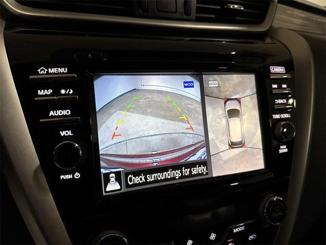 Photo of 2016 Cayenne Red Nissan Murano