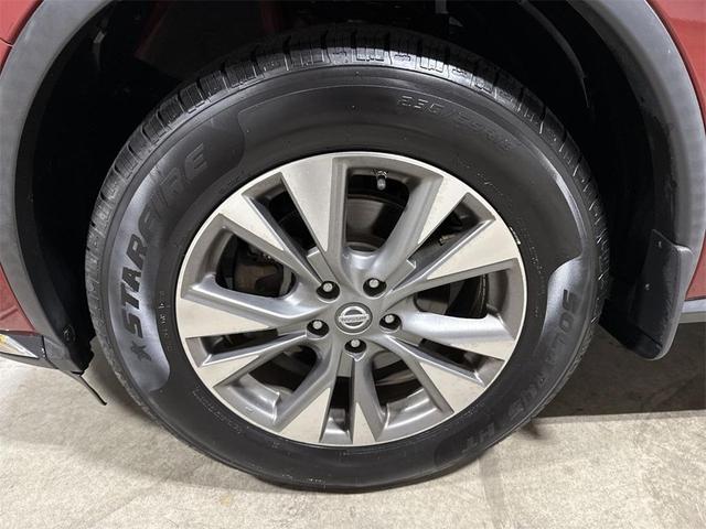 Photo of 2016 Cayenne Red Nissan Murano