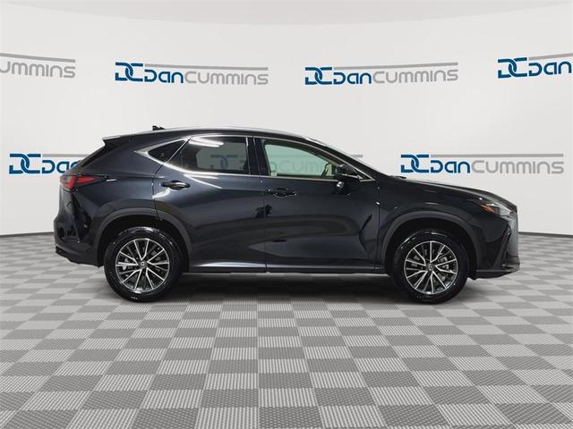 Photo of 2022 Black Lexus NX 250