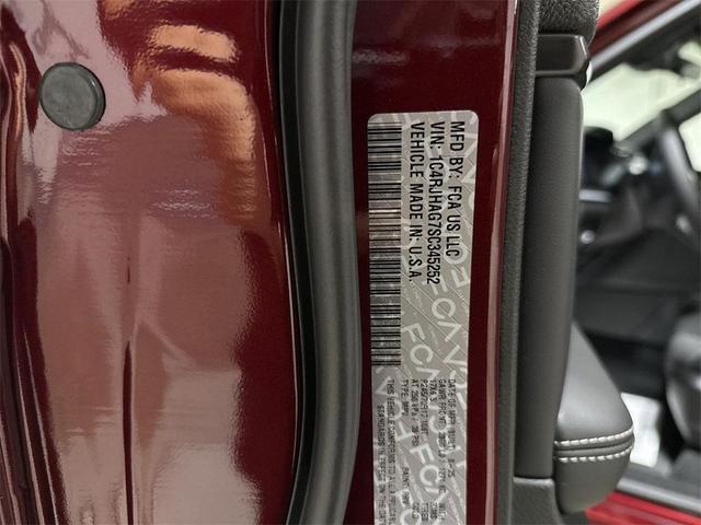 Photo of 2025 Velvet Red Pearlcoat Jeep Grand Cherokee