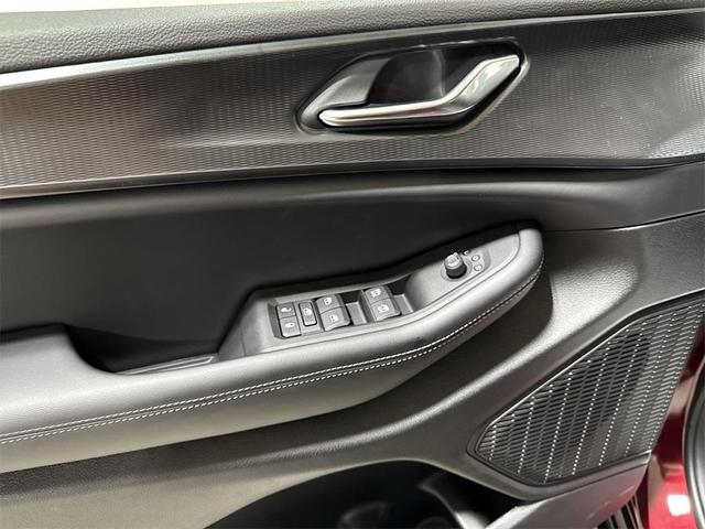 Photo of 2025 Velvet Red Pearlcoat Jeep Grand Cherokee