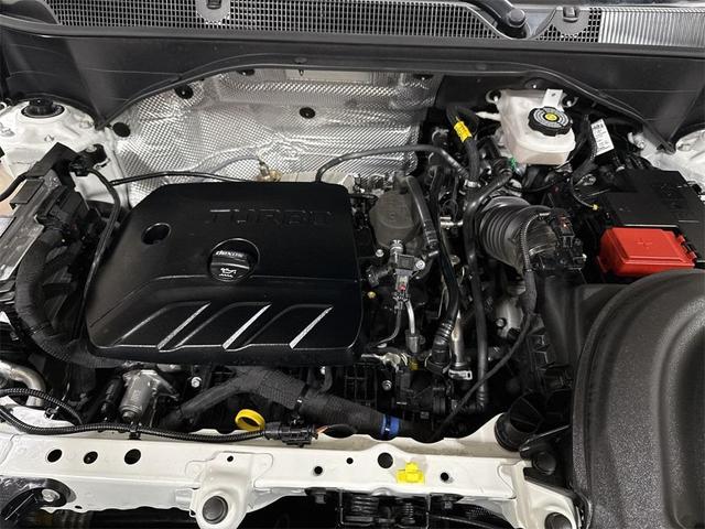 Photo of 2024 White Frost Tri-Coat Buick Encore GX