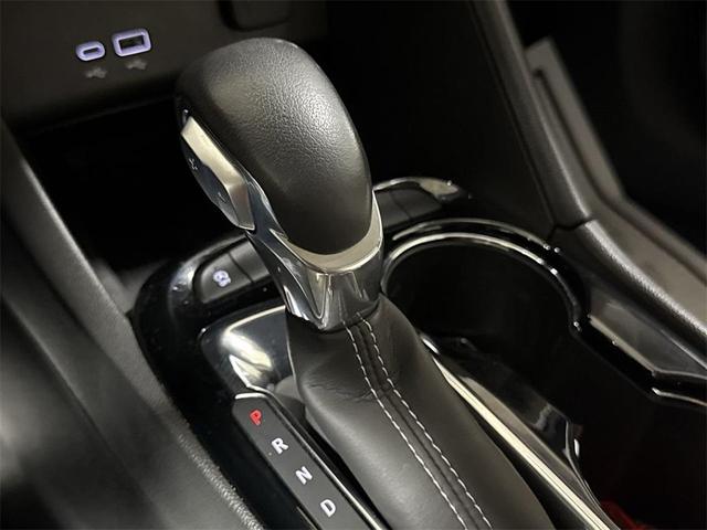 Photo of 2024 White Frost Tri-Coat Buick Encore GX