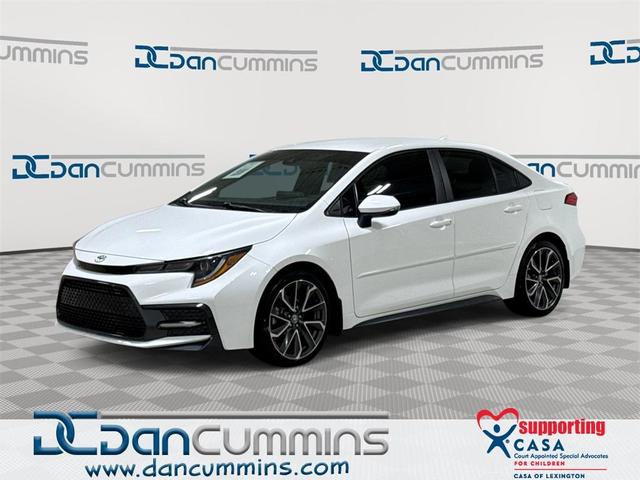 Photo of 2021 White Toyota Corolla