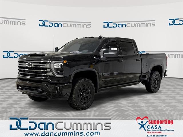 Photo of 2024 Black Chevrolet Silverado 2500