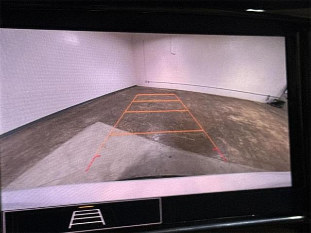 Photo of 2023 Summit White Chevrolet Traverse
