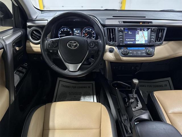 Photo of 2018 Blizzard Pearl Toyota RAV4