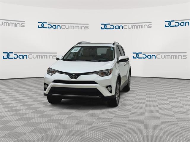Photo of 2018 Blizzard Pearl Toyota RAV4
