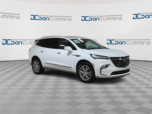 Photo of 2022 Summit White Buick Enclave