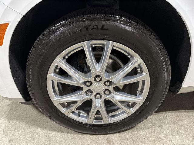 Photo of 2022 Summit White Buick Enclave