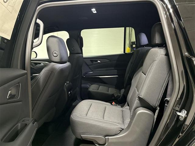 Photo of 2026 Mosaic Black Metallic Chevrolet Traverse