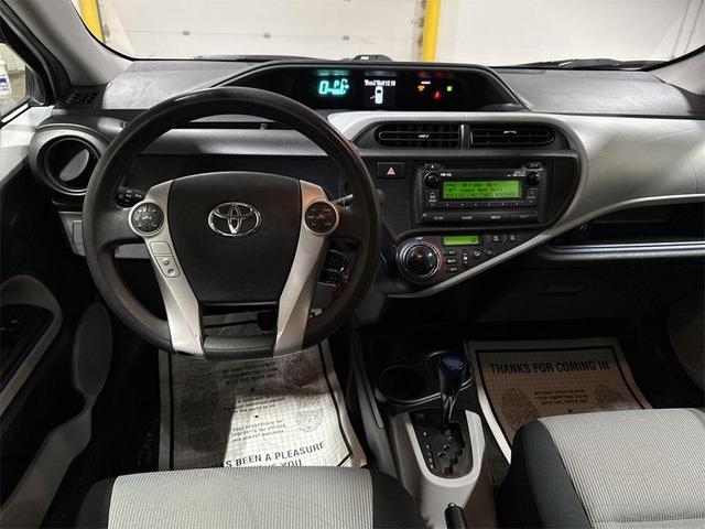 Photo of 2012 Super White Toyota Prius c