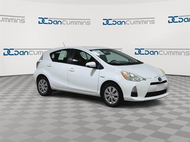 Photo of 2012 Super White Toyota Prius c