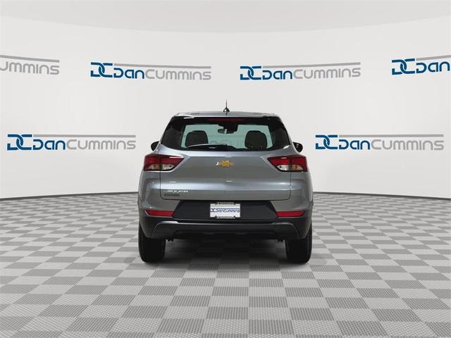 Photo of 2026 Sterling Gray Metallic Chevrolet Trailblazer