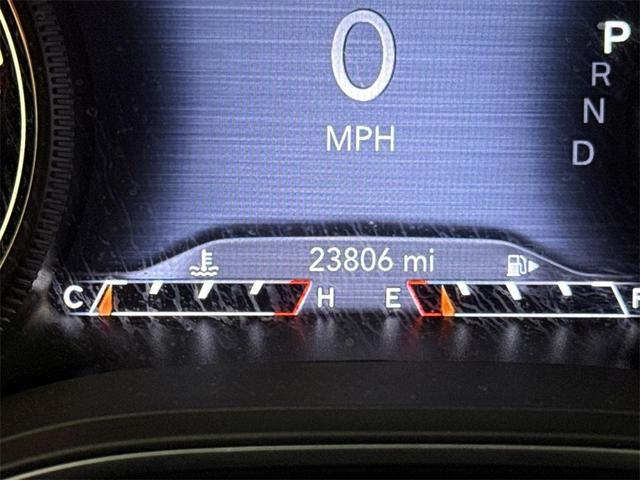 Photo of 2022 Diamond Black Jeep Cherokee