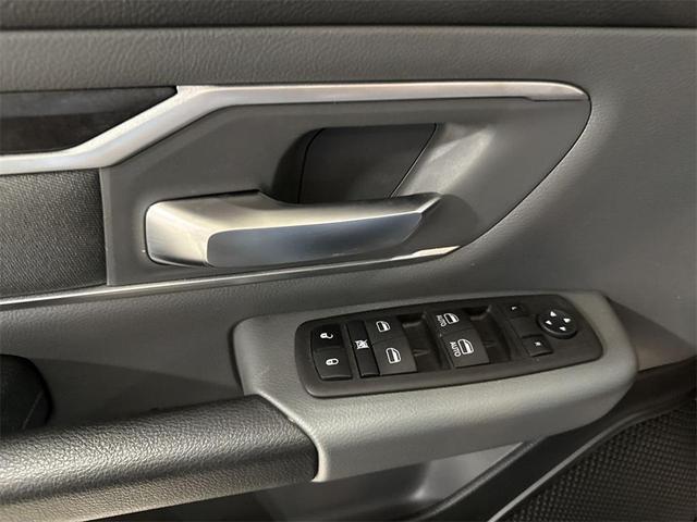 Photo of 2023 Diamond Black RAM 1500