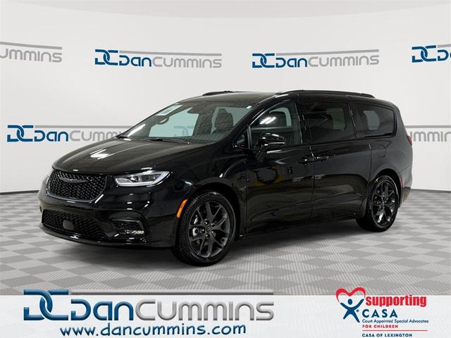 2025 Chrysler Pacifica