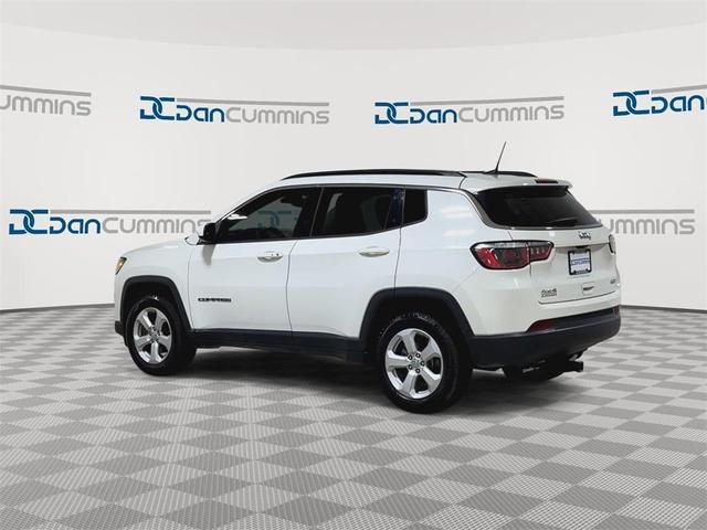 Photo of 2019 White Clearcoat Jeep Compass